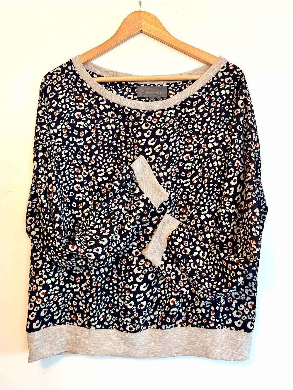 Anthroplogie Sunday in Brooklyn Navy Leopard Print Crew Blouse Sz Large